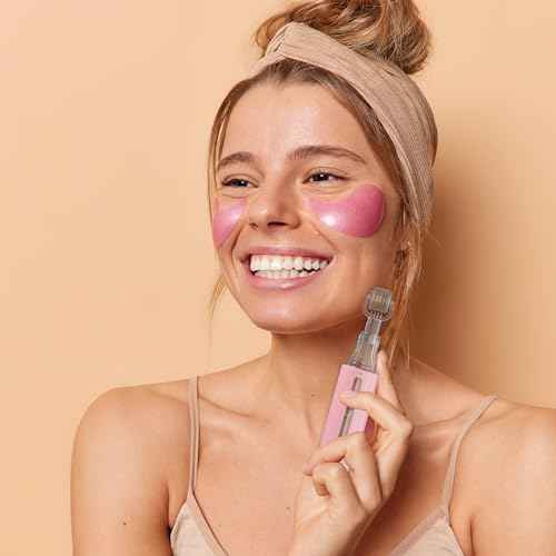 Derma roller with Reservoir for Lips, Skin, Hair, Wrinkles, Stretch Marks, Hyperpigmentation INSTANT SERUM APPLICATION, 105 Titanium Needles 0.25 mm