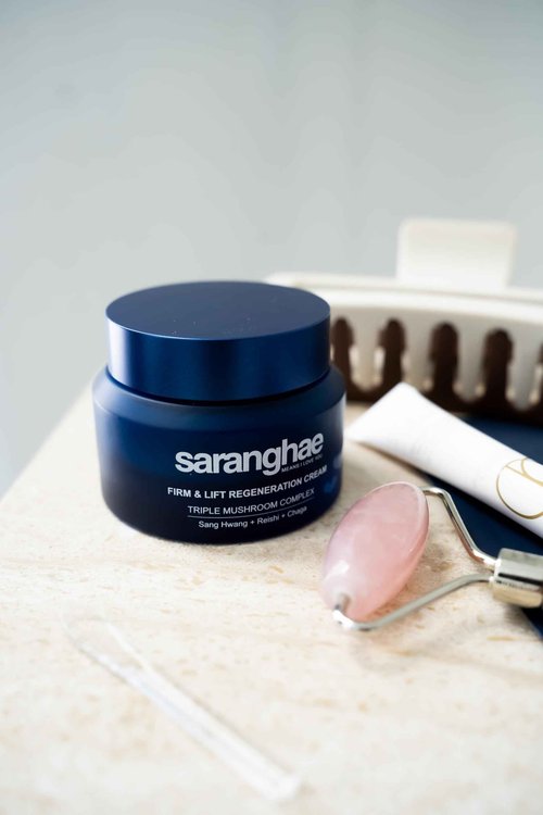 Saranghae Hydrating Moisturizer Face Cream for Soft, Smooth Skin, Face Moisturizer for Dry Skin, with Triple Mushroom Complex: Reishi + Chaga + Sang Hwang along with Hyaluronic Acid - 2.02 oz
