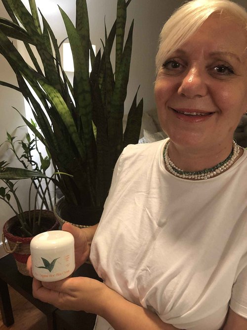 Corium 21 - Fragrance free - The Original Aloe Skin Cream - 8 ounce jar