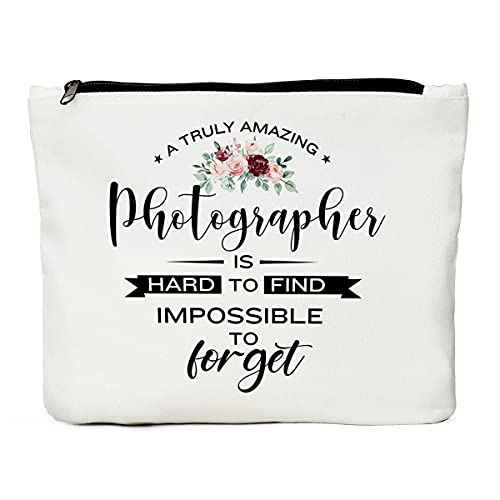 Photography lover Amazing Funny Gift, Hard to Find Christmas Birthday Graduation Thank You Gift for Videographers Makeup Bag