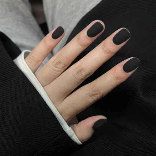 COSMOO Matte Black Nail Polish - Quick Dry Nail Lacquer, Vegan, Mist Effect Matte Finish Velvet Nail Polish For Women Girls Manicure DIY at Home