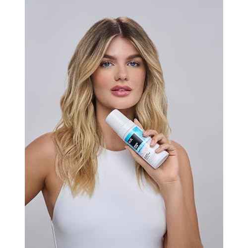 IGK BEACH CLUB High-Shine Texture Foam