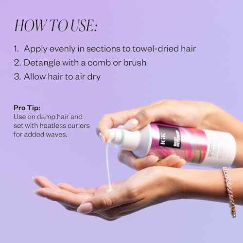 Hourglass Veil Travel Powder Brush - Snake
