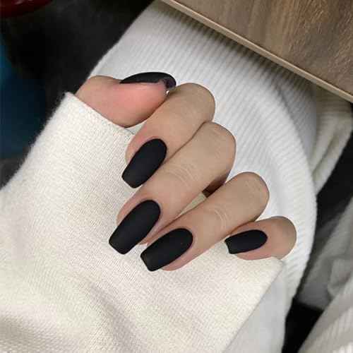 COSMOO Matte Black Nail Polish - Quick Dry Nail Lacquer, Vegan, Mist Effect Matte Finish Velvet Nail Polish For Women Girls Manicure DIY at Home