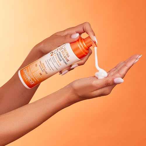 GIOVANNI 2Chic Ultra Volume Mousse for Fine & Thin Hair - Volumizing Hair Foam for Women & Men, Foaming Texture for Defining & Enhancing - Papaya & Tangerine, 7 fl oz (Pack of 1)