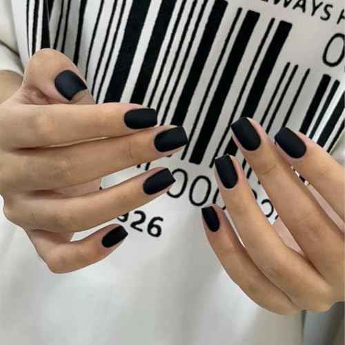 COSMOO Matte Black Nail Polish - Quick Dry Nail Lacquer, Vegan, Mist Effect Matte Finish Velvet Nail Polish For Women Girls Manicure DIY at Home