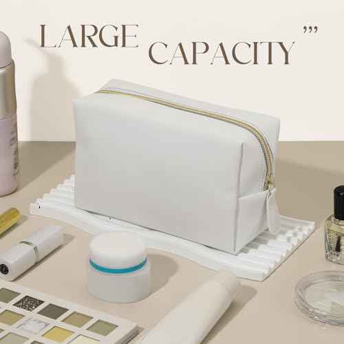 Kigeli 20 Pcs Small Makeup Bag Bulk PU Leather Cosmetic Bags with Zipper Preppy Makeup Pouch Toiletry Bag for Women Wedding Bachelorette Party Gift Travel Storage Organizer(White)