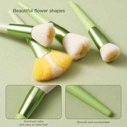 Cute Makeup Brushes for Girls, 14pcs Eye Detail Brush Set Premium Synthetic Super Soft Foundation Face Eyeshadow Lip Fan Brush Set for Teens Girls Women