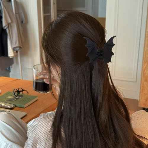 Bat Hair Clip - Halloween Matte Black Bat Hair Claw Metal Punk Gothic Bat Wing Hair Barrettes Non-Slip Hair Styling Accessories Halloween Cosplay Party Supplies for Women Girls Thin Thick Hair