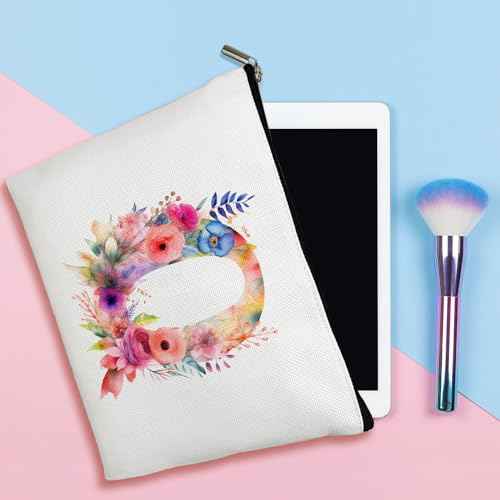 Letter Q Cosmetic Bag Flower Letter Makeup Bag Pink Alphabet Initial Makeup Bag Birthday Gifts for Women Mom Friend Bride Bridesmaid Cosmetic bag(B017)