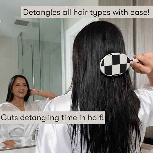 FRAMAR Checkered Print Hair Brush Detangler ? Wet Hair Brushes For Women, Womens Hair Brush, Black and White Checkered Hair Accessories, Hairbrush For Women, Cepillos Para Cabello ? Detangle Brush