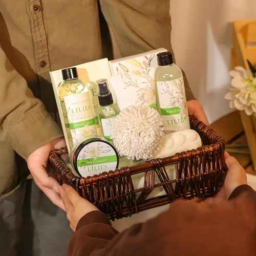 Spa Gift Baskets For Women Body & Earth 10pcs Spa Gifts For Women, Lily Gift Baskets Bath and Body Works Gift Set For Women with Bubble Bath, Body Lotion, Christmas Gift Baskets for Women Bath Set