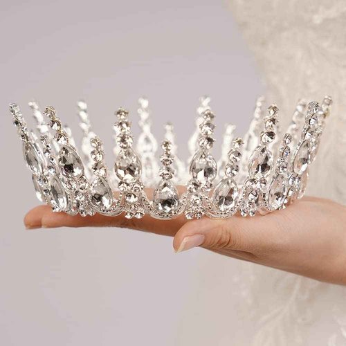 Wekicici Silver Round Crystal Tiaras Queen Crowns for Women Girls Princess Tiara with Rhinestone Wedding Crown for Prom Bridal Festival Party Christmas Gifts (Silver)