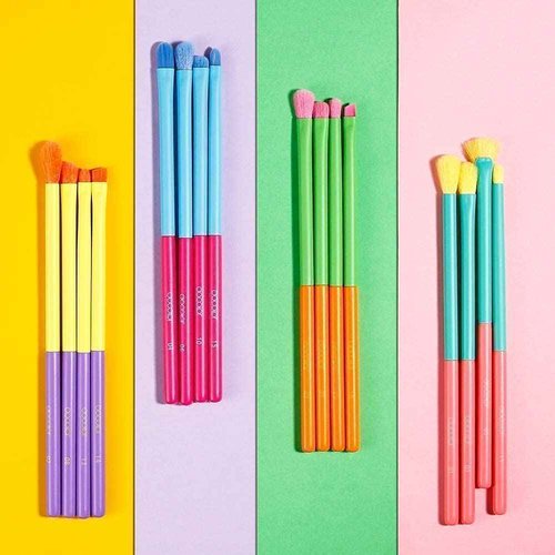 Docolor 16Piece Colorful Eye Makeup Brushes Set + 34 Colors Tropical Eeyshadow Palette Christmas Gift Premium Eye Blending Synthetic Eyeshadow Brushes Set