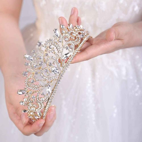 Wekicici Wedding Tiaras Rhinestone Princess Crown Crystal Queen Tiaras Bridal Headband Gifts for Women Birthday Wedding Prom Bridal Party Pageant Halloween Costume(Gold)
