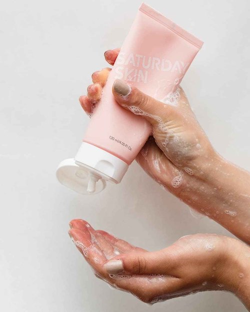 Saturday Skin Face Moisturizer Water Face Cream Natural Oil free Gel Type Cream From Alaska Glacier Water and Face Cleanser Hydrating Foam Cleanser Natural ingredients