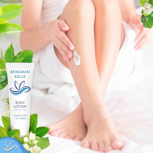 BERGMAN KELLY - Travel Size Lotion - 1 fl oz, 200 PK, White Tea - Delight Your Guests with Invigorating and Refreshing Body Lotion - Quality Mini and Small Size Guest Hotel Toiletries in Bulk