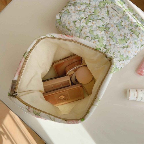 Sminra 2 Pcs Floral Makeup Bag Large Travel Cotton Quilted Cosmetic Makeup Bag Organizer, Cute Coquette Aesthetic Zipper Portable Pouch Purse Storage Toiletry Bag for Women Girls accessories