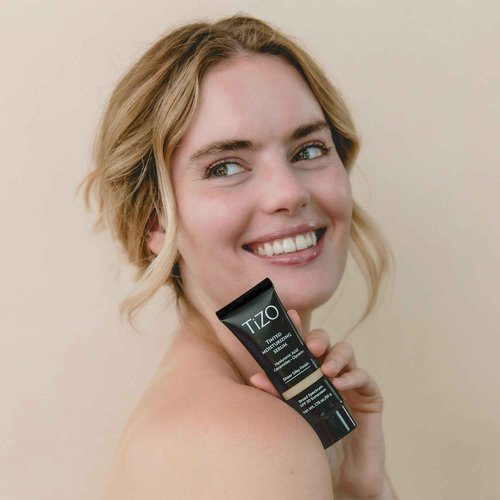 TIZO | Tinted Moisturizing Serum | SPF 30 | Shade in LIGHT