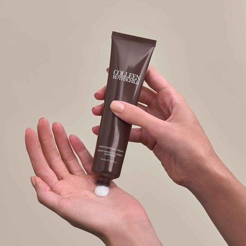 COLLEEN ROTHSCHILD Sheer Renewal Cream | Oil-free Formula | 24 Hour Weightless Hydration | Minimizes Appearance of Wrinkles | Promotes New Cell Turnover | Powder Finish (2.5 fl oz)