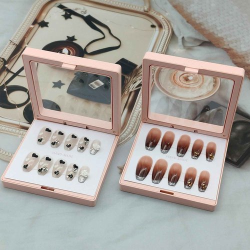 GUXACU 32 Pack Press On Nail Packaging Boxes - 3D Floating Storage and Display Box With 90pcs Double Sided Adhesive Tape for Nail Tech