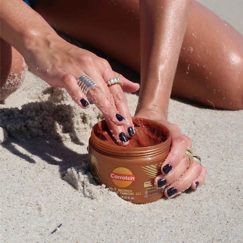 Carroten Gold Shimmer Intensive Tanning Gel Browning Tan Accelerator | Non-Greasy, Water-Resistant with Carrot and Coconut Oil | Vitamin A & E For Moisture & Hydration | 5 Fl Oz (Pack of 2) + Spatula