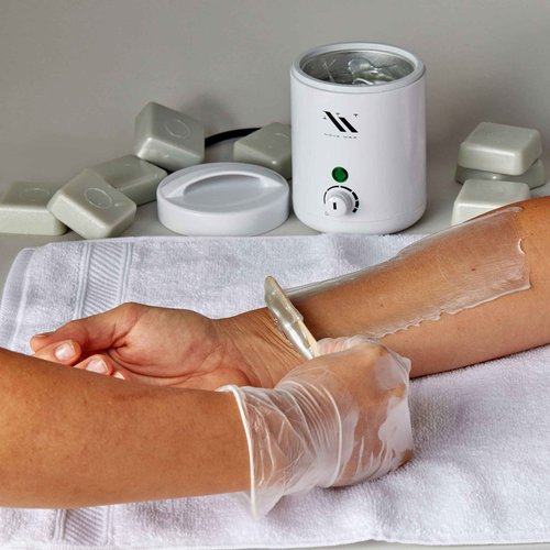 Nova Wax - Stripless for Hair Removal - Hot Wax Tablets for Sensitive Skin (1000g/ 2.2lb/ 35oz) Professional Hard Wax for Face and Body - Creamy and Elastic Formula