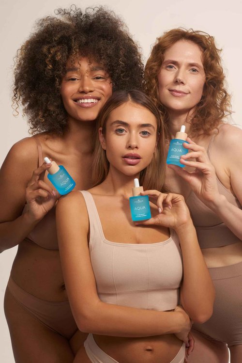 COCOSOLIS AQUA Filler-Effect Hyaluron Supreme facial serum with 8 types of hyaluronic acid and Aquaxyl™, vegan anti-age day care with ultra hydration