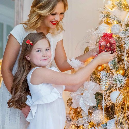 Yuxung 35 Pcs Christmas Hair Clips Reindeer Antlers Mini Sequins Santa Hat Hair Barrettes Holiday Small Jewelry Candy Bags Christmas Organza Gift Bags with Drawstring for Women Girls Party Wedding