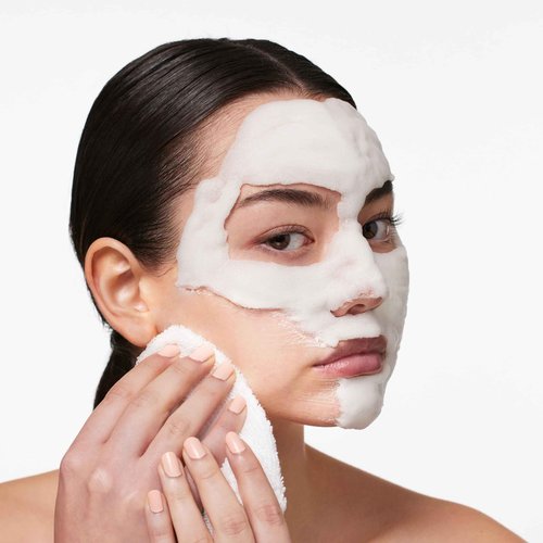 MALIN+GOETZ Detox Face Mask | 5-Minute Oxygenating Gel | Camellia Leaf, Vitamins C & E, Soy & Squalane | Purifies, Brightens, Hydrates | Vegetarian, Cruelty-Free | Allure Beauty Award Winner (4 Fl Oz)