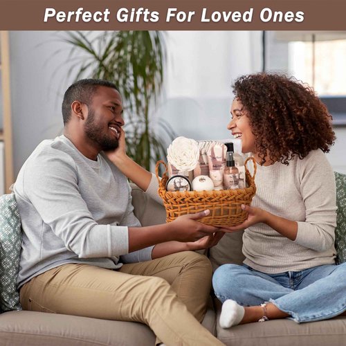 Spa Baskets For Women - Luxury Bath Set With Coconut & Vanilla - Spa Kit Includes Wash, Bubble Bath, Lotion, Bath Salts, Body Scrub, Body Spray, Shower Puff, Bathbombs, Soap and Towel